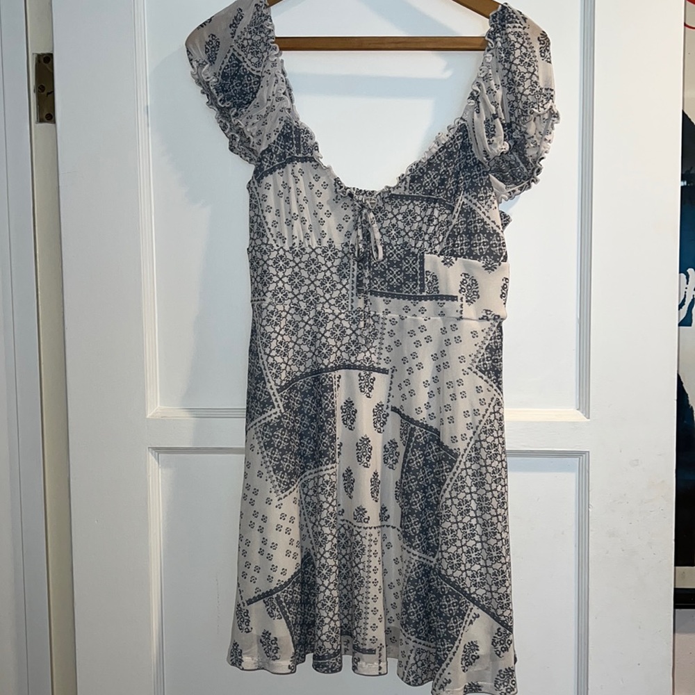 Urban outfitters dress size M
